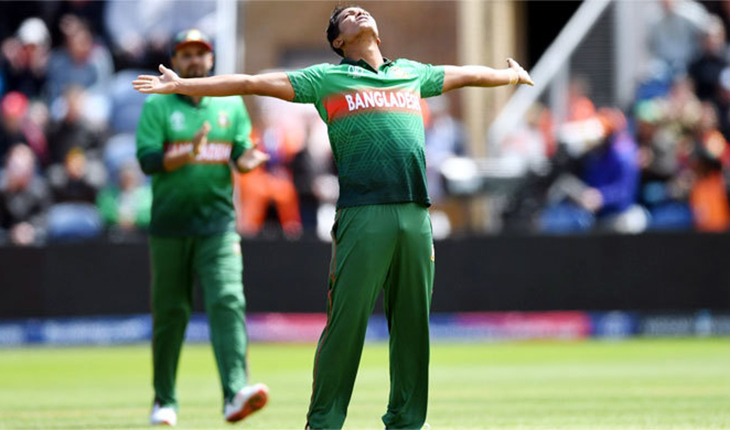 শুরুতেই শূন্য রানে গেইলকে বিদায় করলেন সাইফউদ্দীন  শুরুতেই শূন্য রানে গেইলকে বিদায় করলেন স